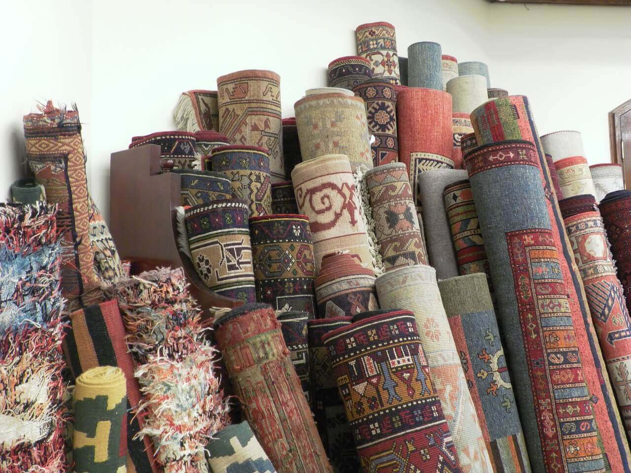 Import rugs and carpets from Turkey